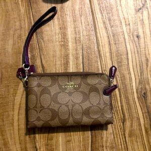 NWOT Coach wristlet